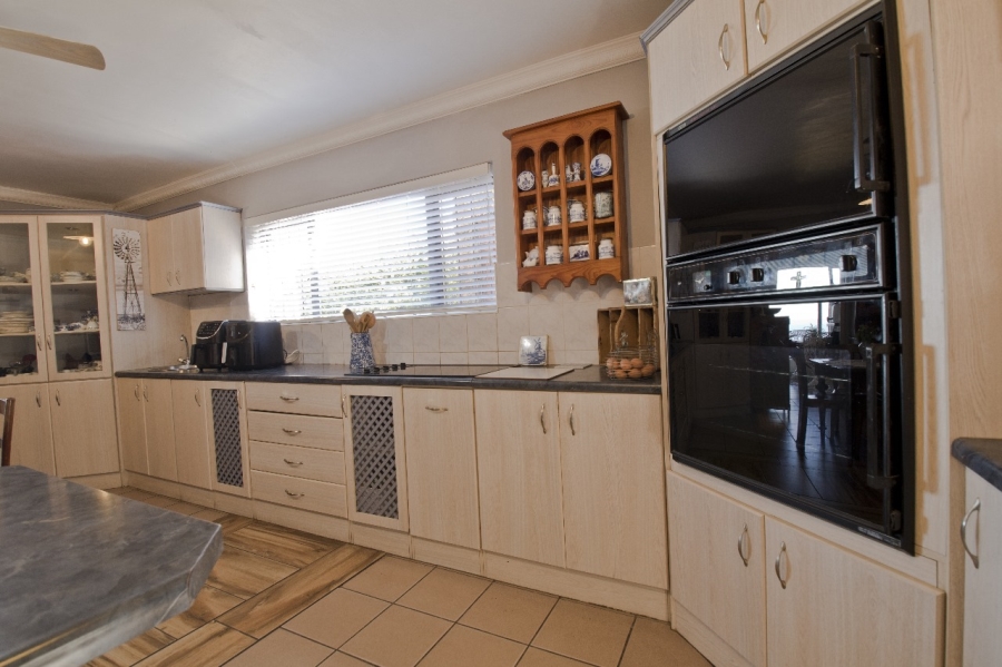 11 Bedroom Property for Sale in Dana Bay Western Cape